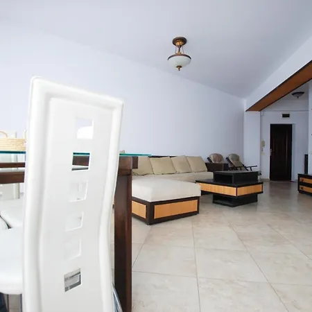 Apartament Summerland Vedere Frontala La Lac Mamaia